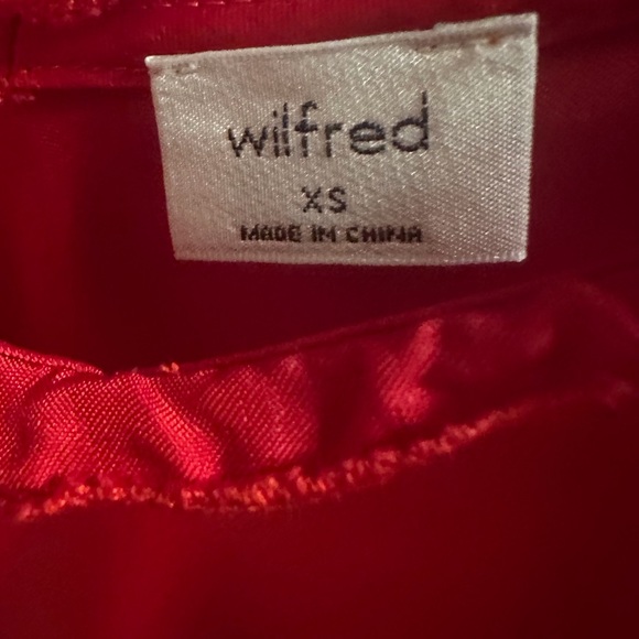 Red satin Wilfred shirt XS. Like new - Picture 3 of 3